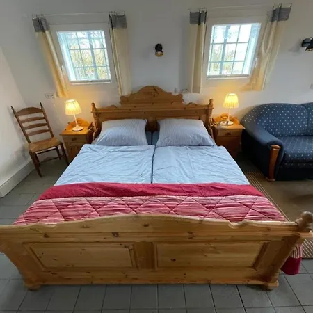 Up De Warft - Stoertebecker ורדום